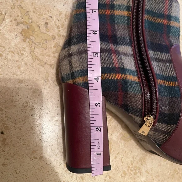 NWOT Fratelli Rosetti Burgundy Flannel Tassel Boots sz 40.5 - Picture 11 of 11